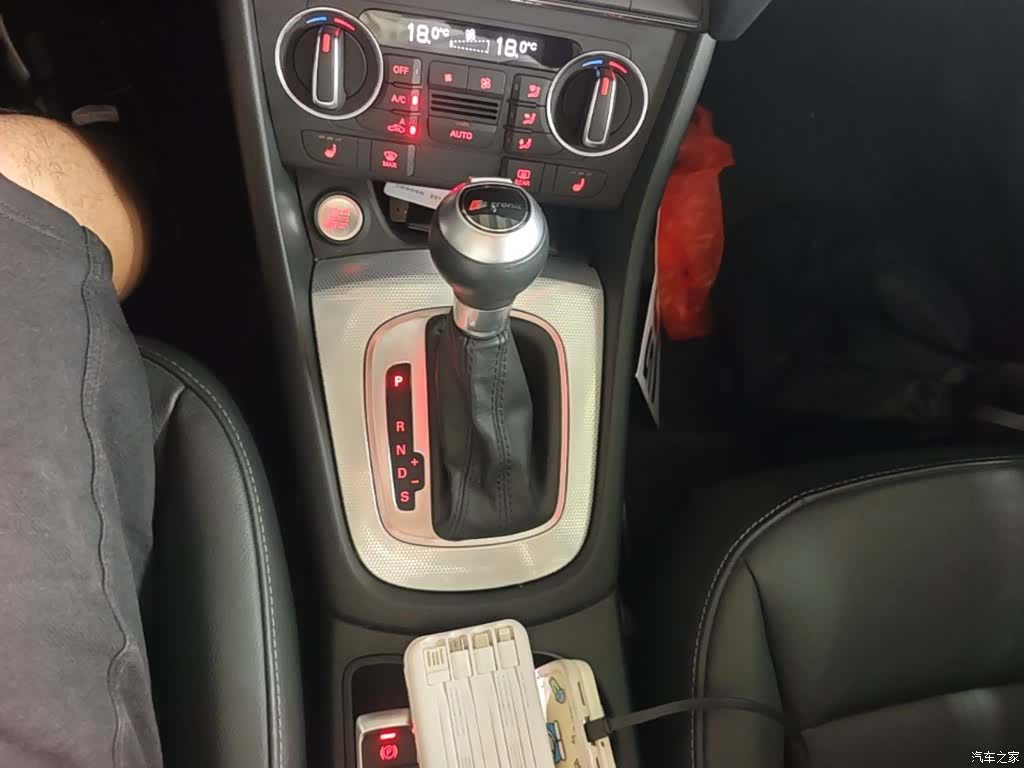 Audi Q3, 2019 14