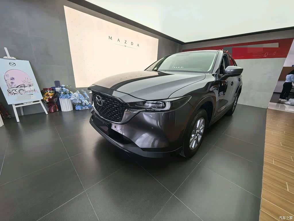Mazda CX-5, 2024 1