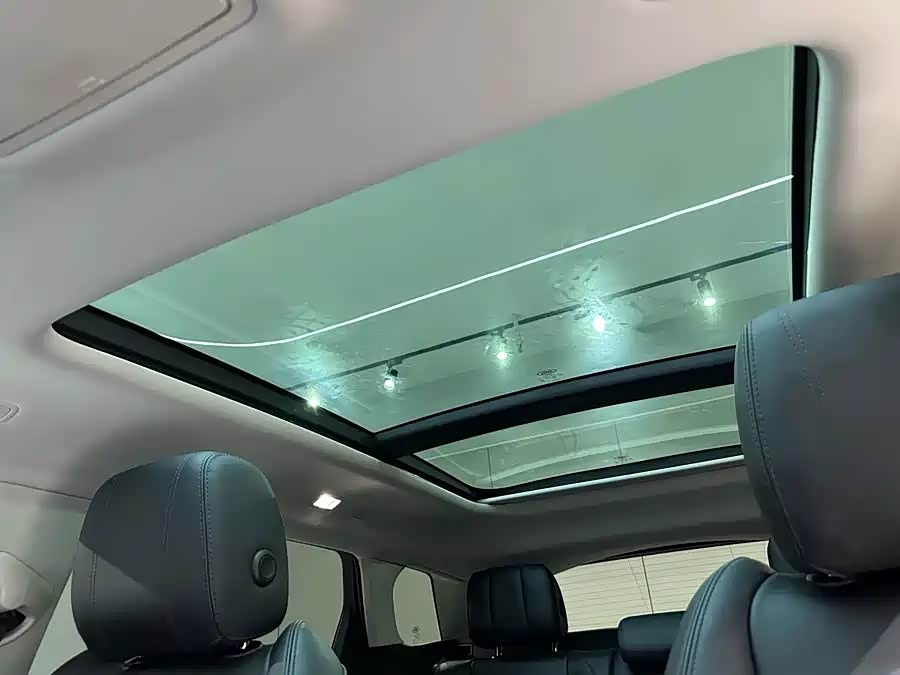 Land Rover Range Rover Aurora