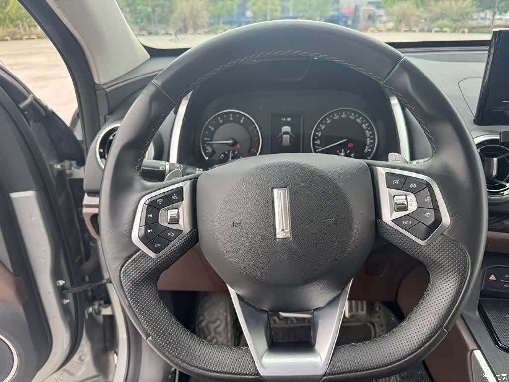 WEY VV5, 2019 3