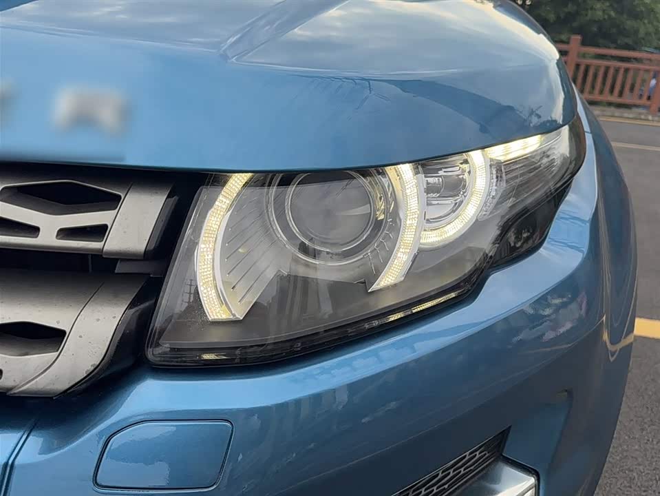 Land Rover Range Rover Aurora