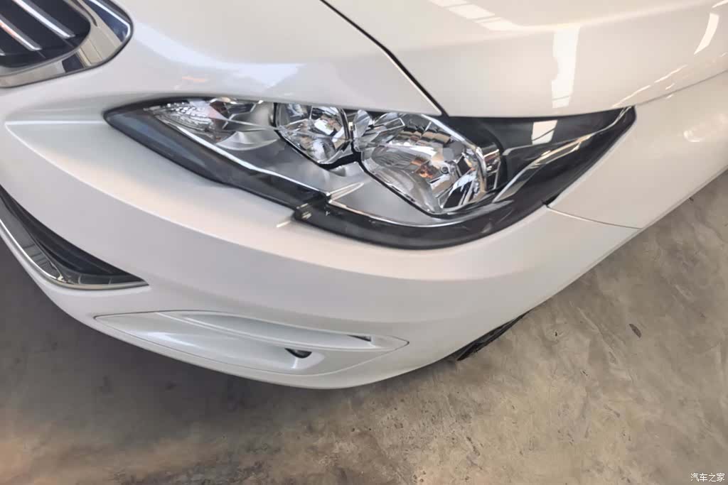 Peugeot 408, 2017 все фото
