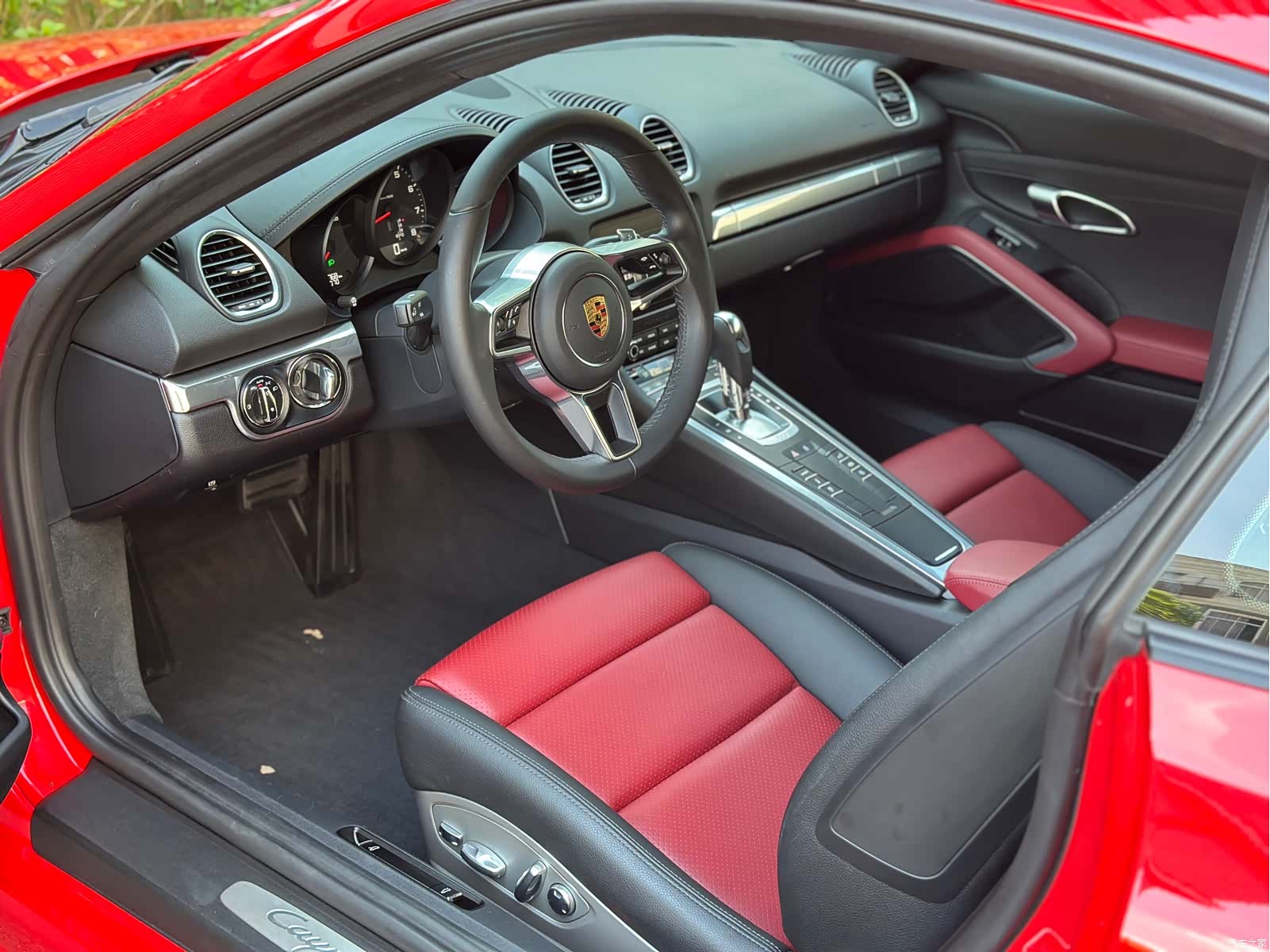 Porsche Cayman, 2021 9