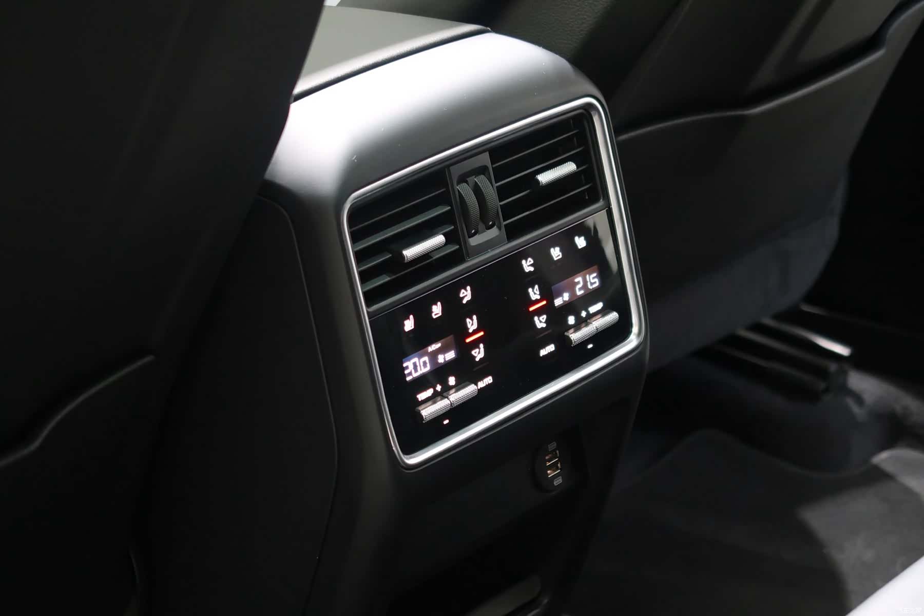 Porsche Cayenne, 2018 13