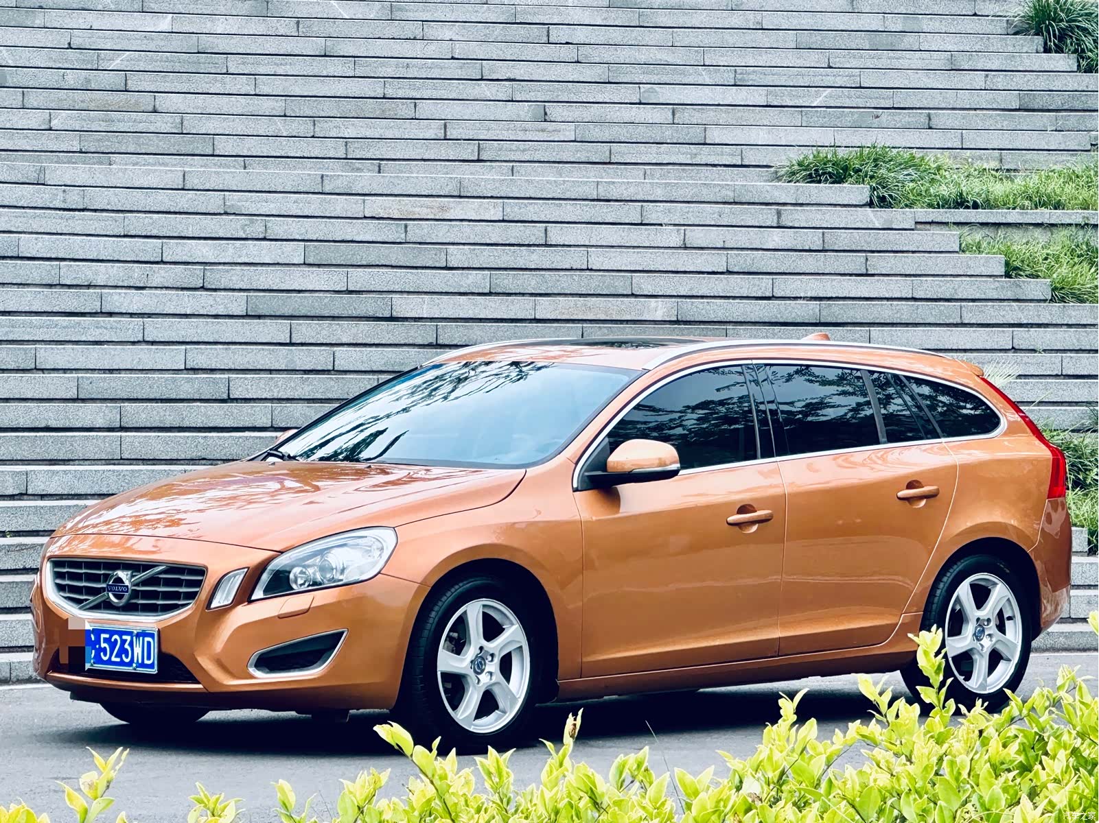 Volvo V60, 2012 3