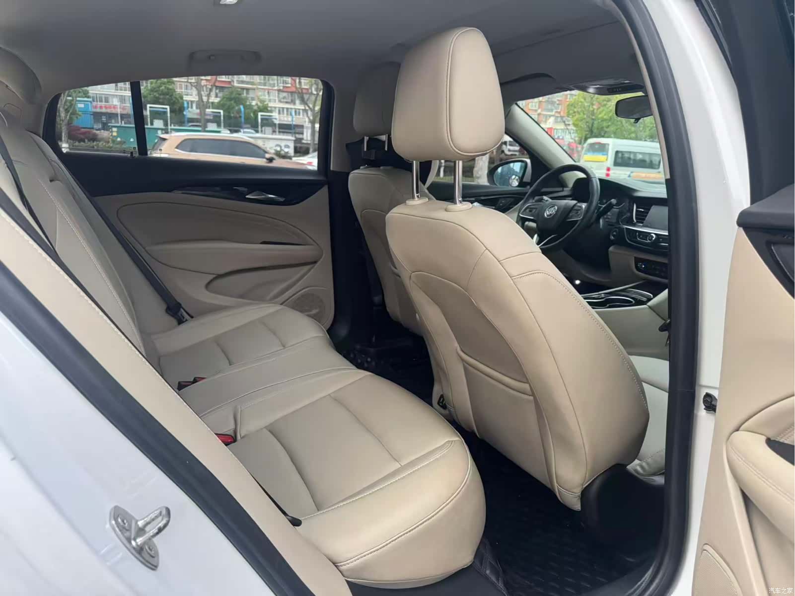 Buick Regal, 2021 12