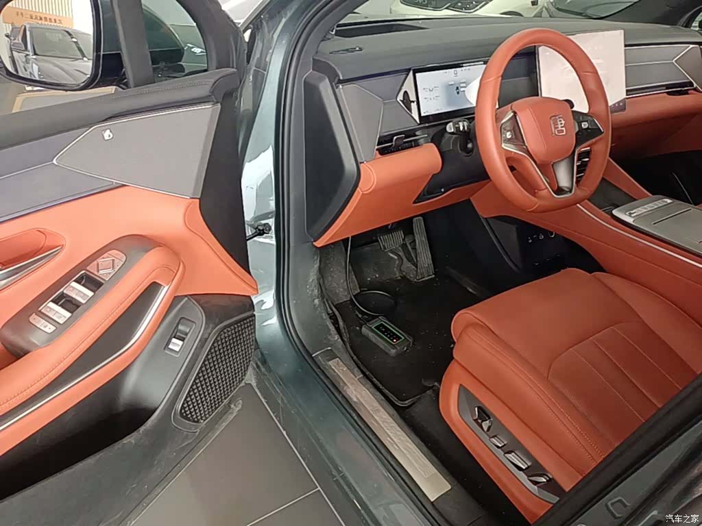 BYD Tang, 2025 16