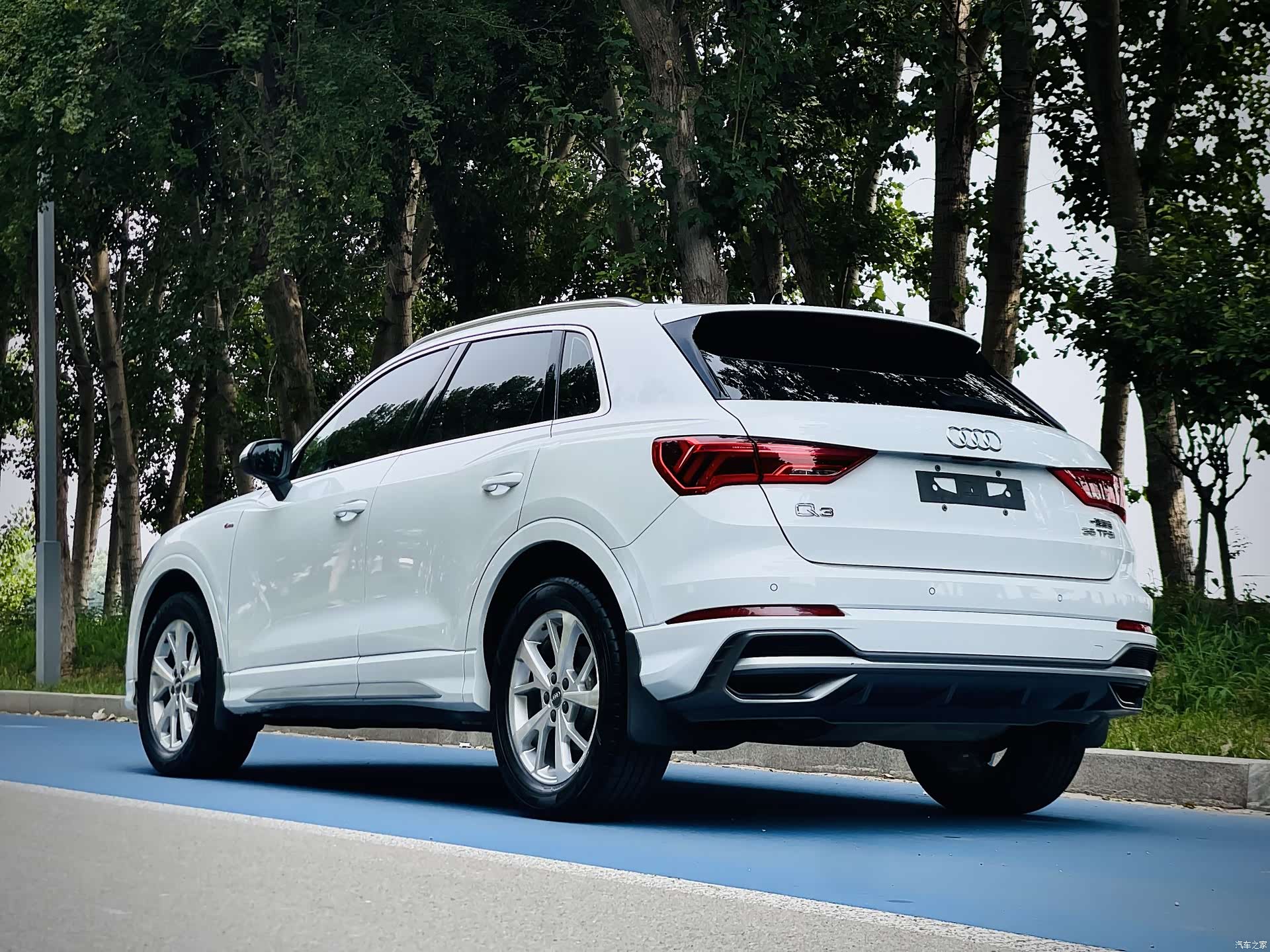 Audi Q3, 2020 4