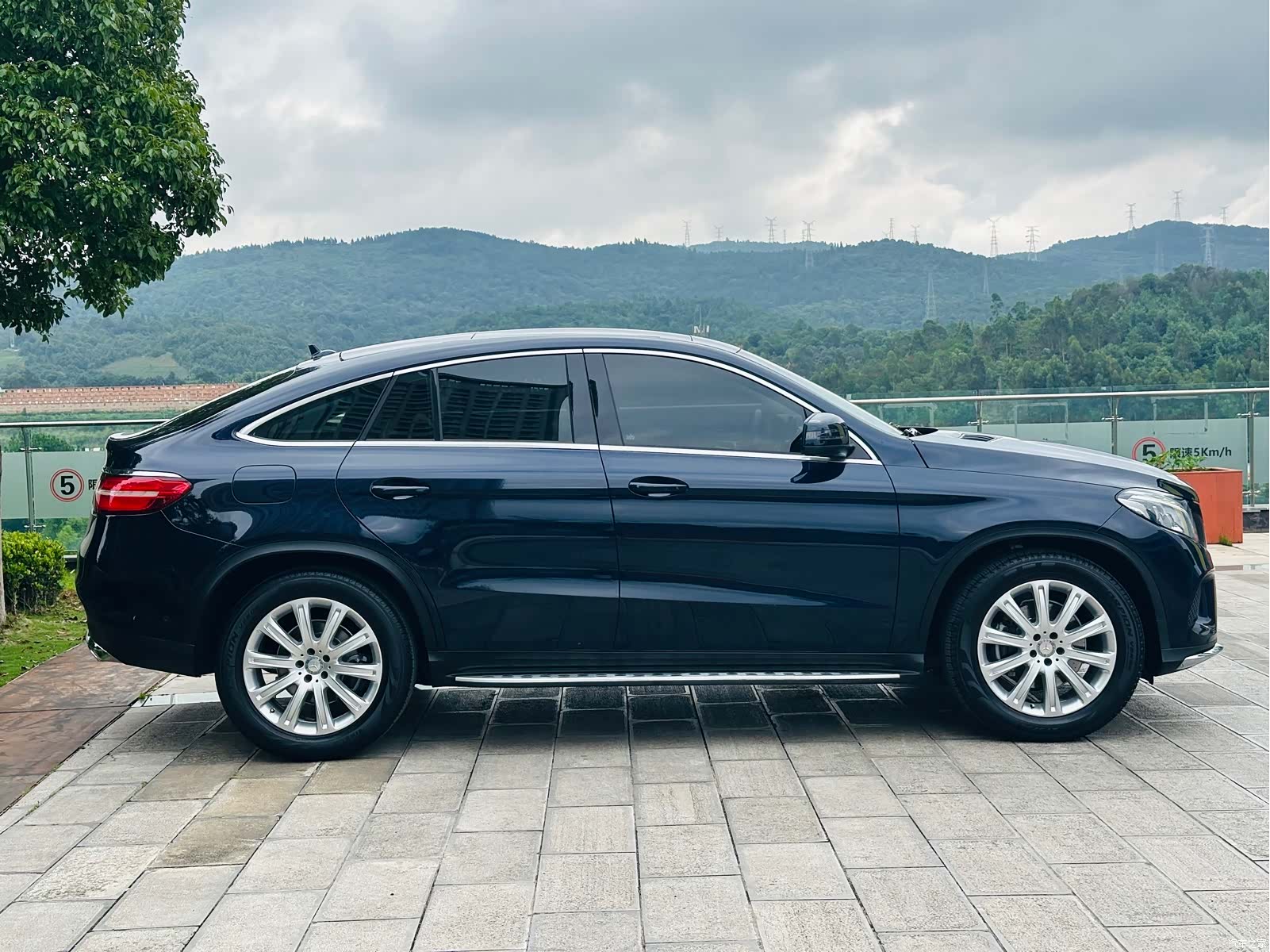Mercedes-Benz GLE, 2016 4