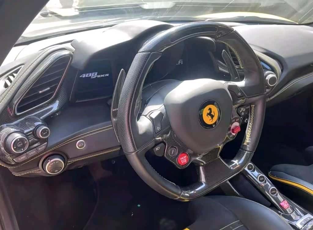 Ferrari 488, 2018 4