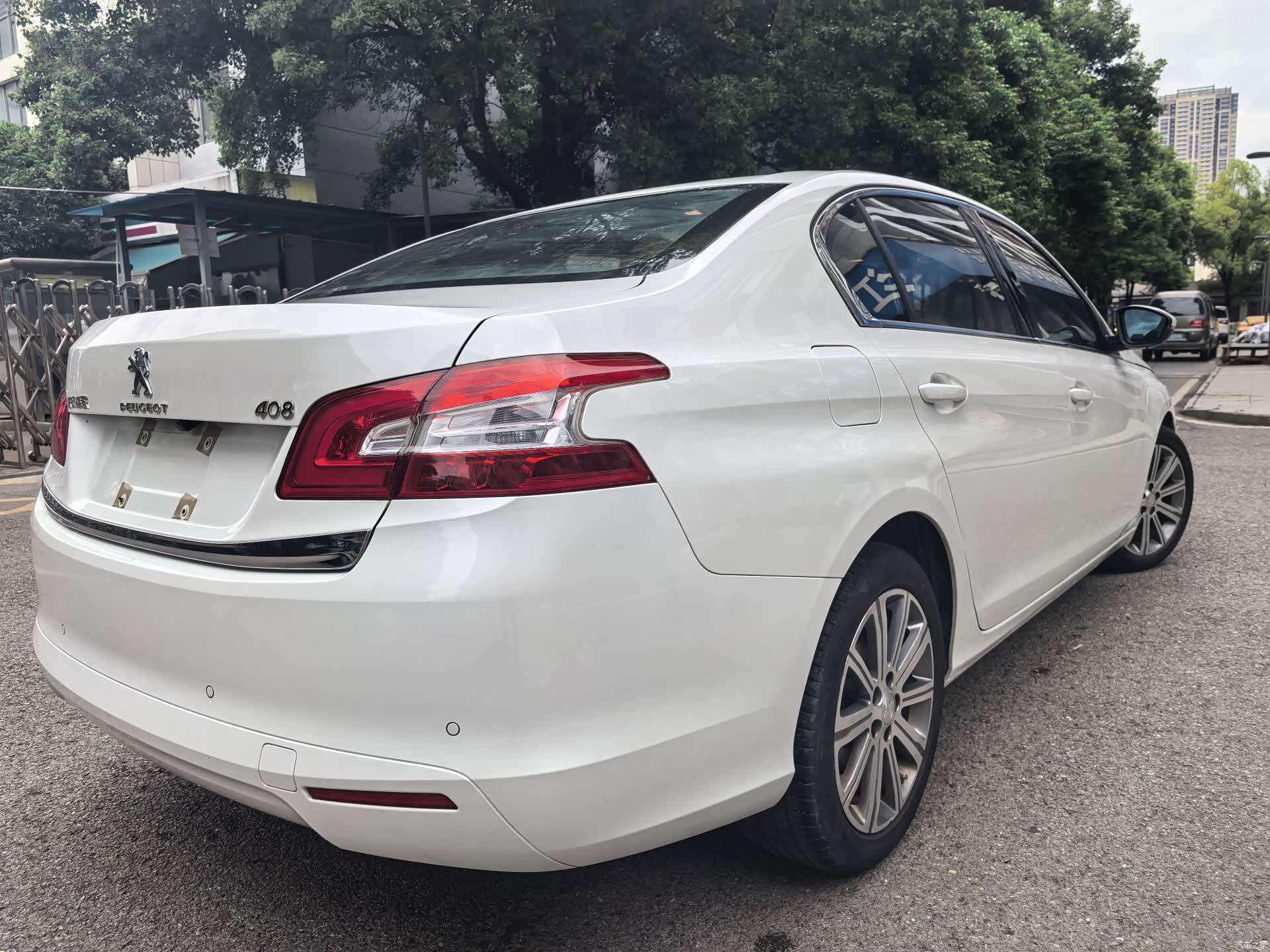 Peugeot 408, 2015 22