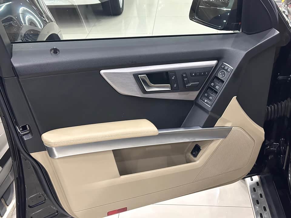 Mercedes-Benz GLK class