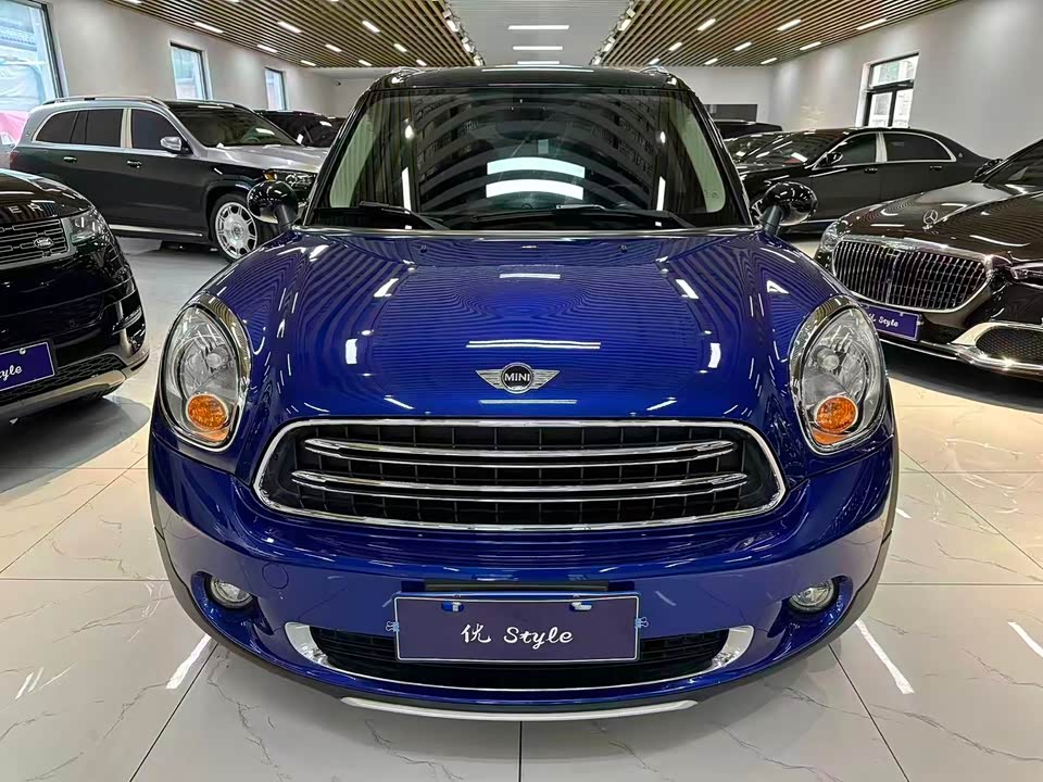 MINI COUNTRYMAN