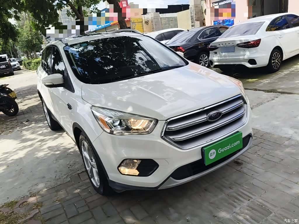 Ford Kuga, 2018 4