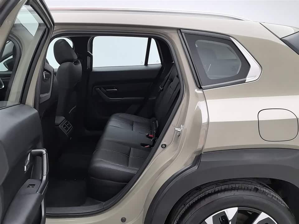 Mazda CX-50 line also