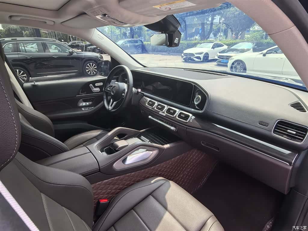Mercedes-Benz GLE, 2023 11