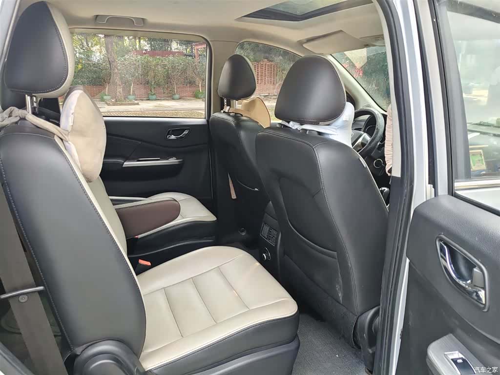 DongFeng S500, 2015 12