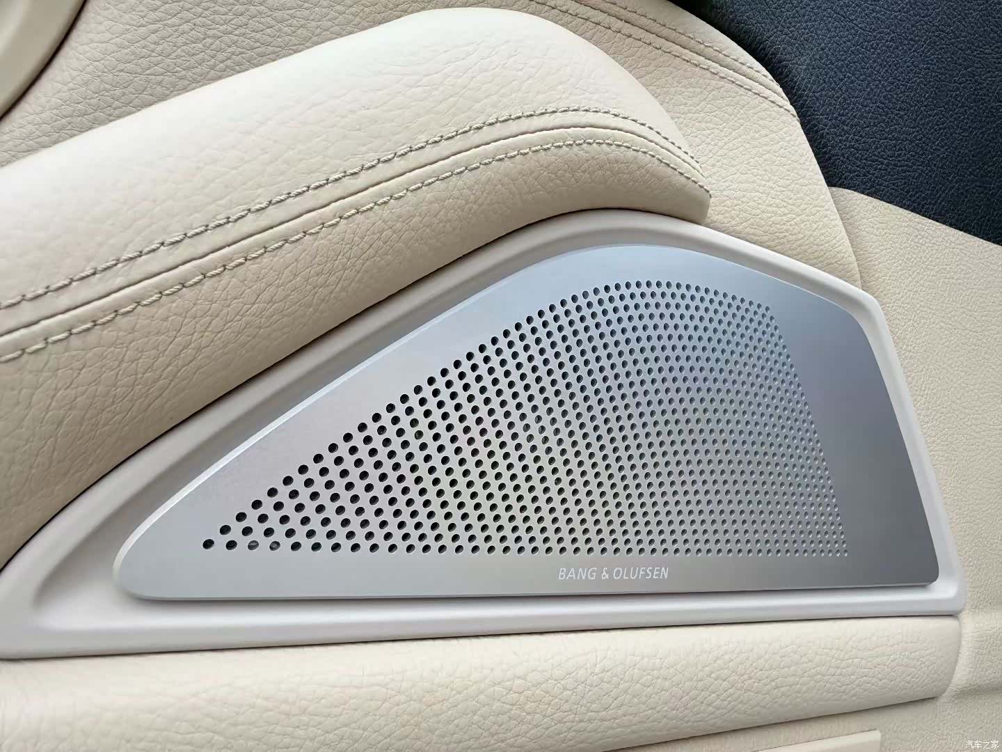 BMW 5 Series, 2011 16