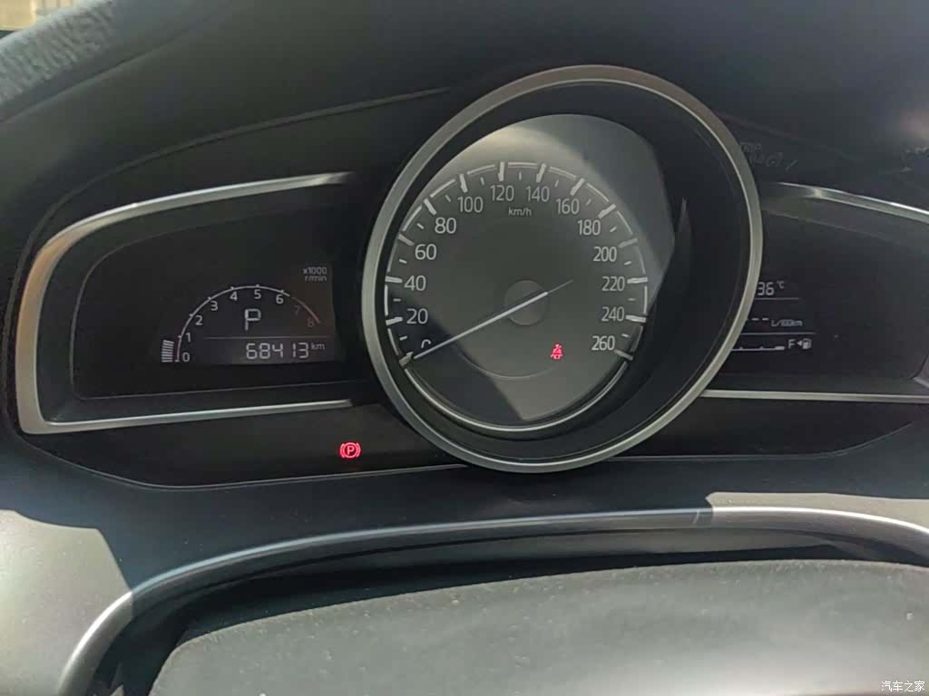 Mazda Mazda3, 2017 12