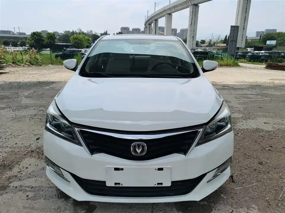Changan Yuexiang V7
