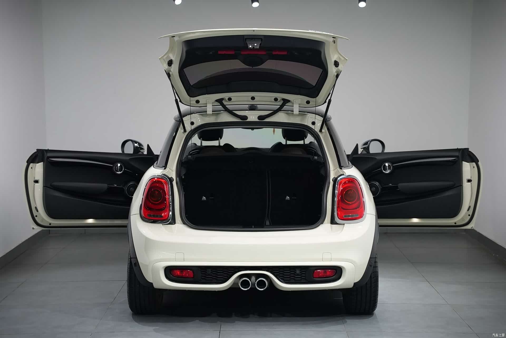 Mini Cooper, 2015 3