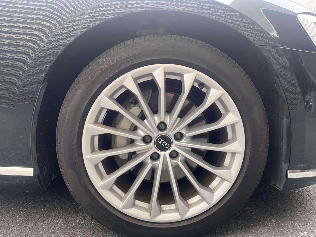 Audi A8L, 2021 11
