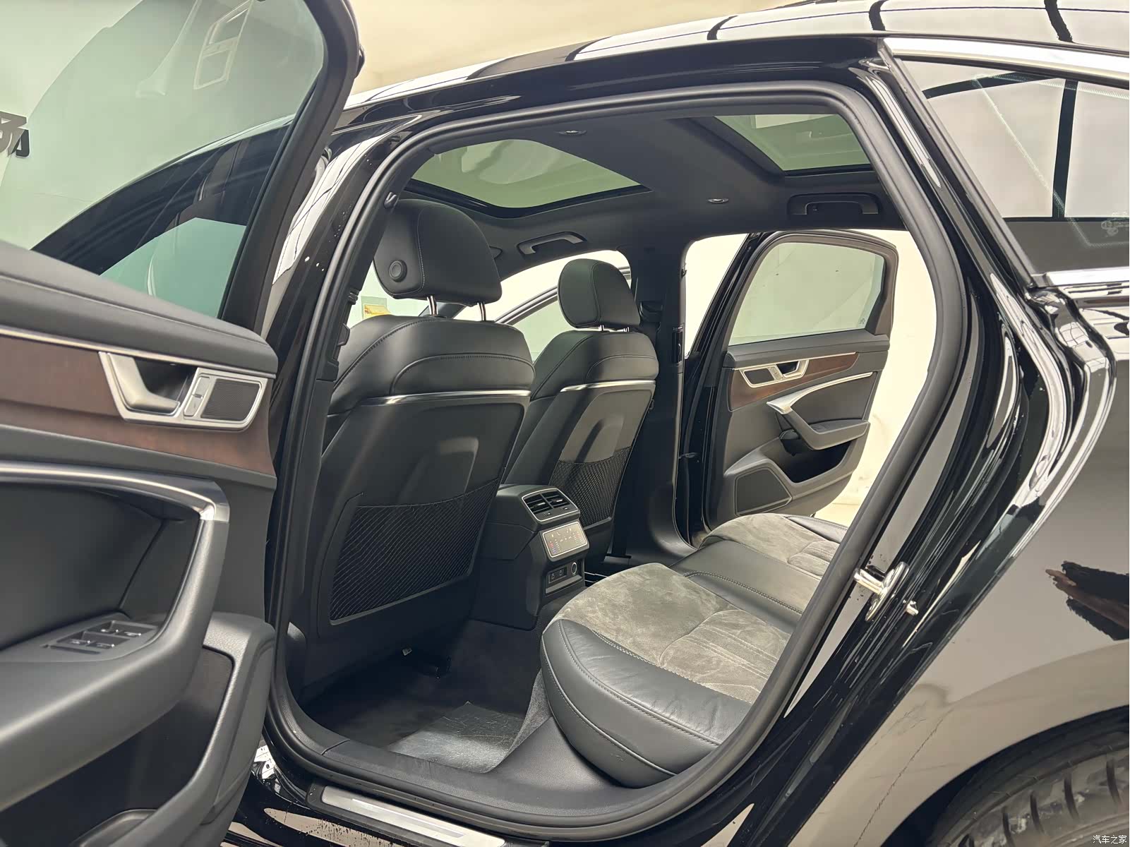 Audi A6L, 2023 15
