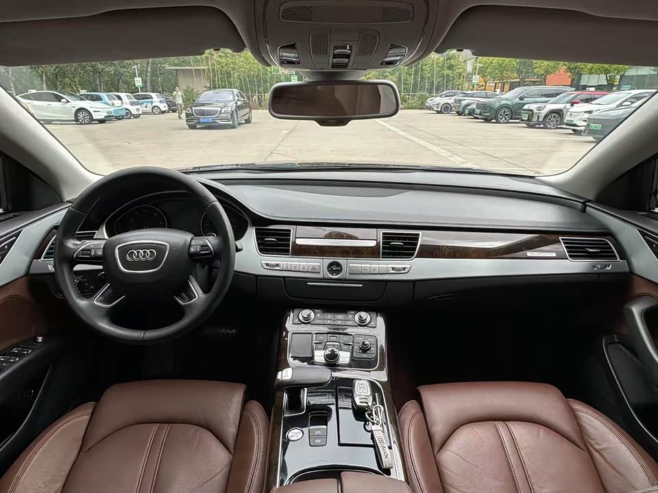 Audi A8