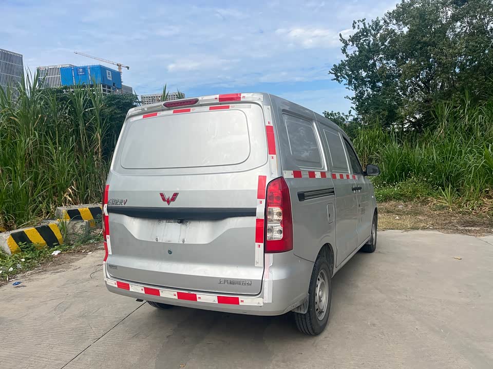 Wuling Wuling Hongguang V