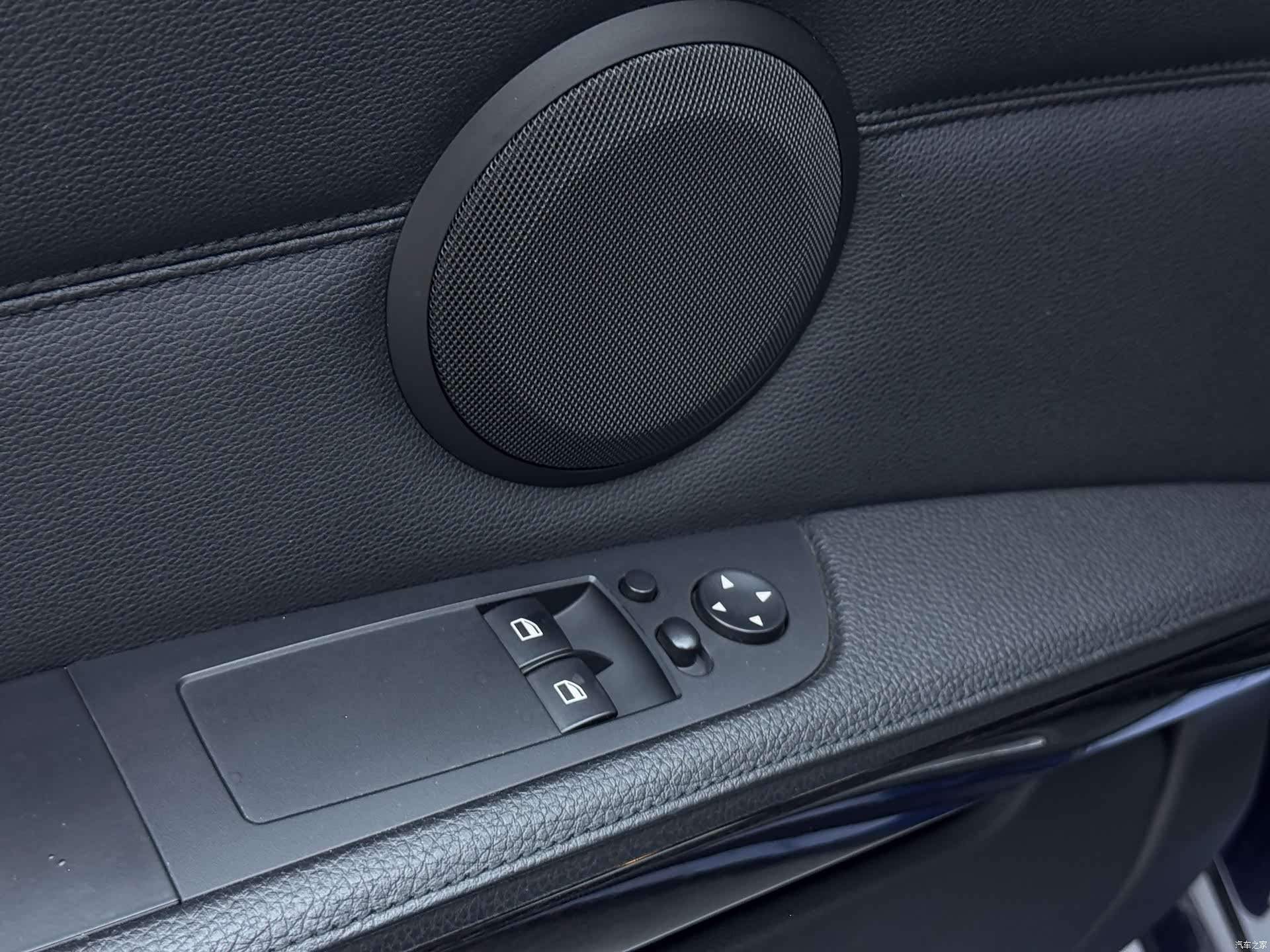 BMW 3 Series, 2011 8