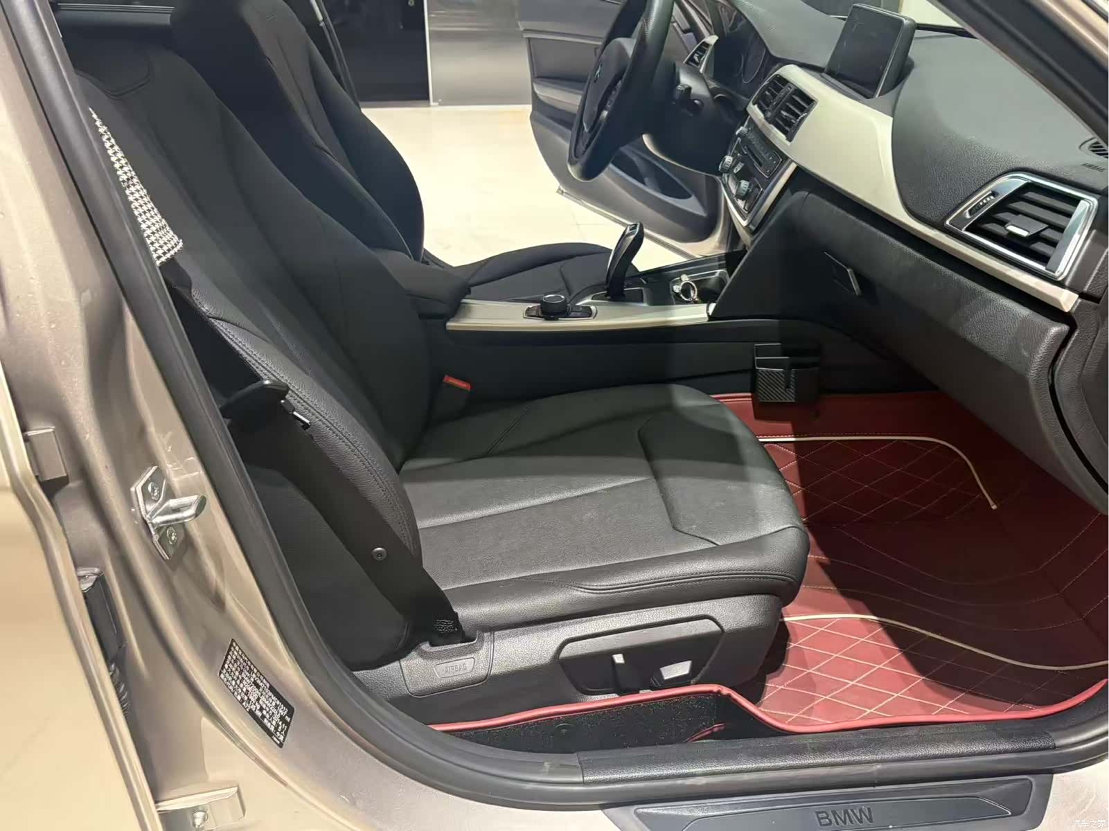 BMW 3 Series, 2015 13