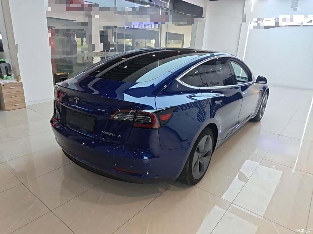 Tesla Model 3, 2020 7