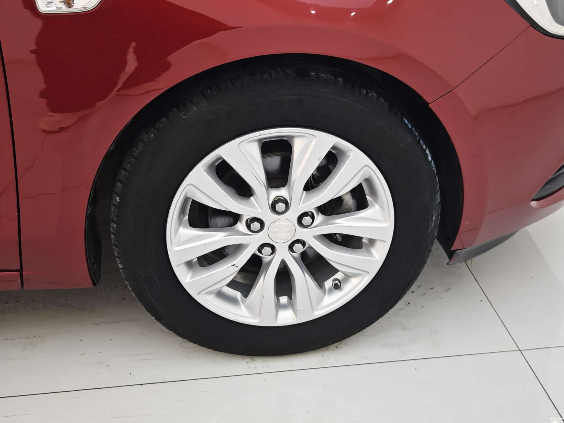 Buick V, 2019 15