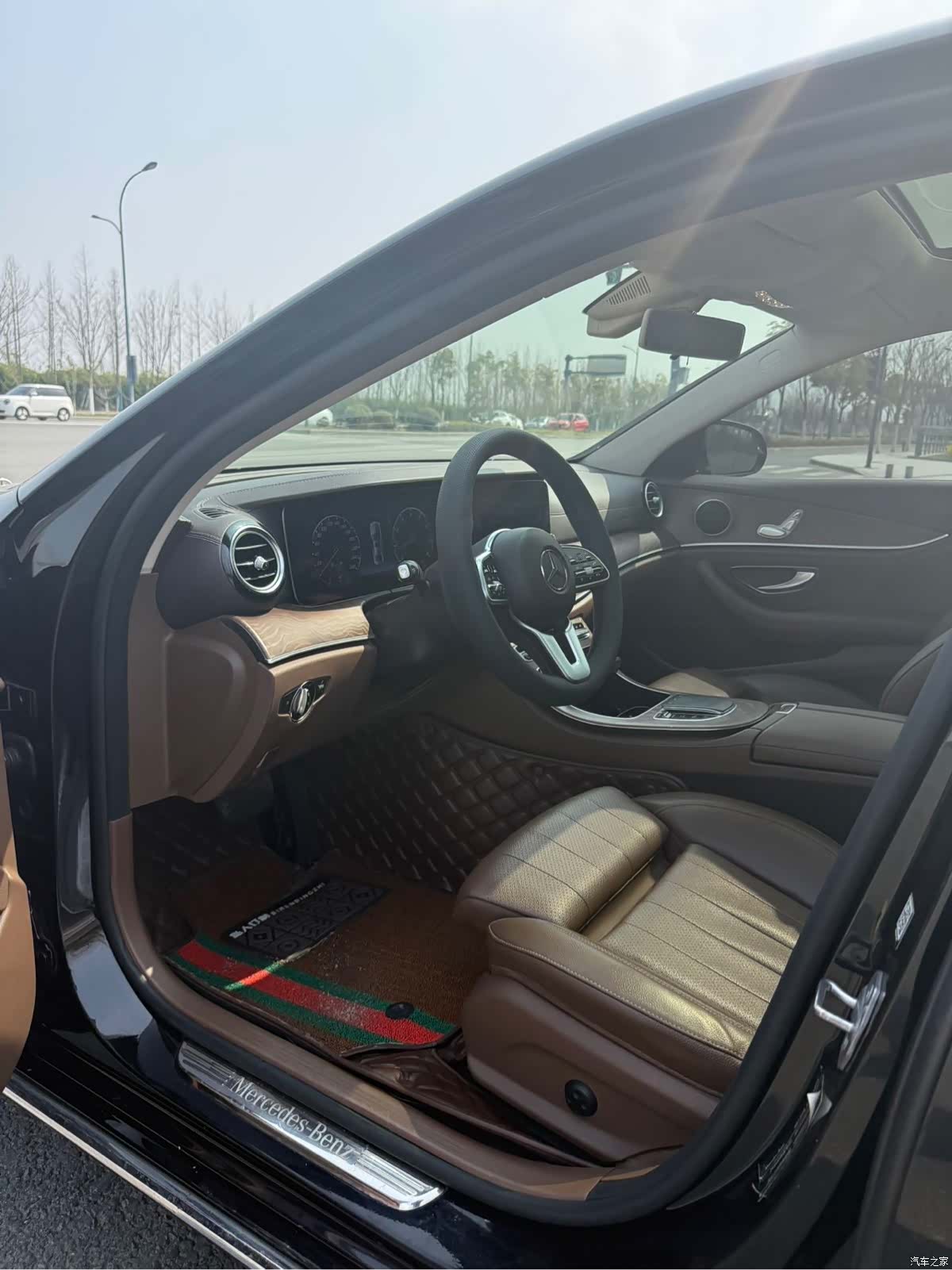 Mercedes-Benz E-Class, 2019 4