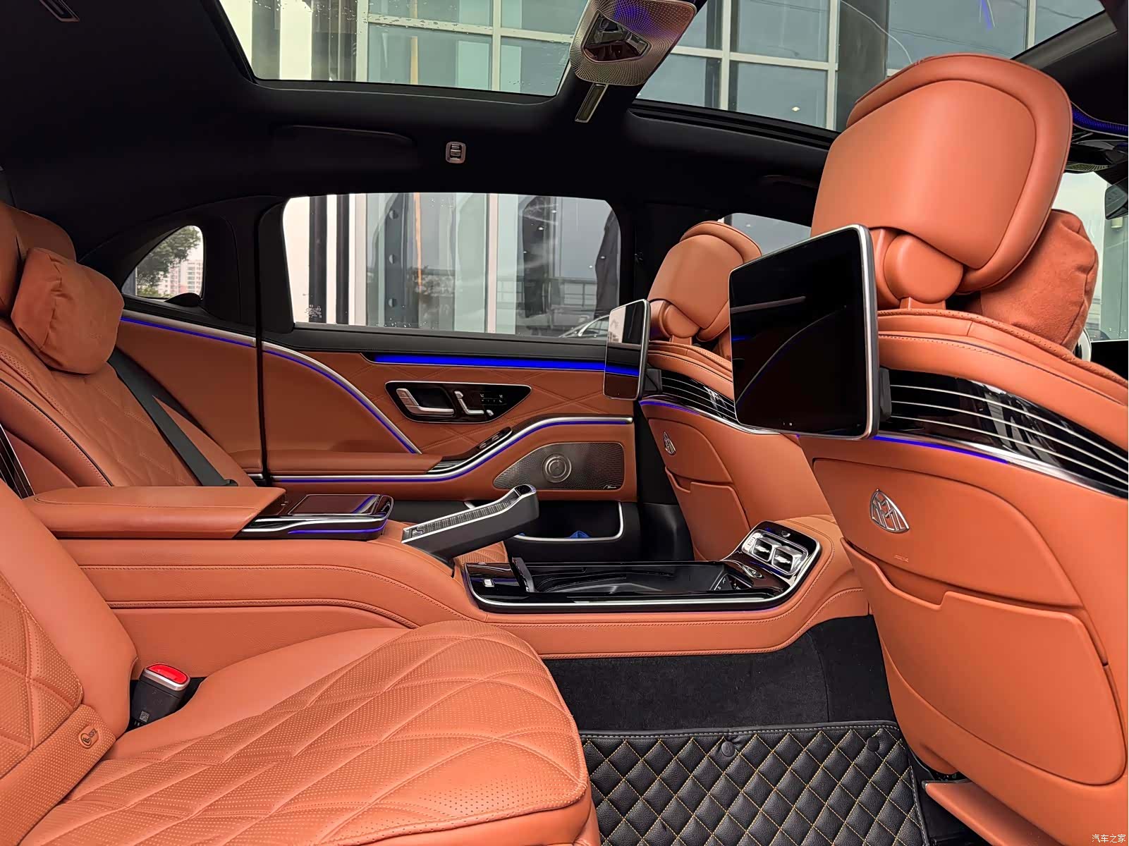 Maybach S-Class, 2023 13