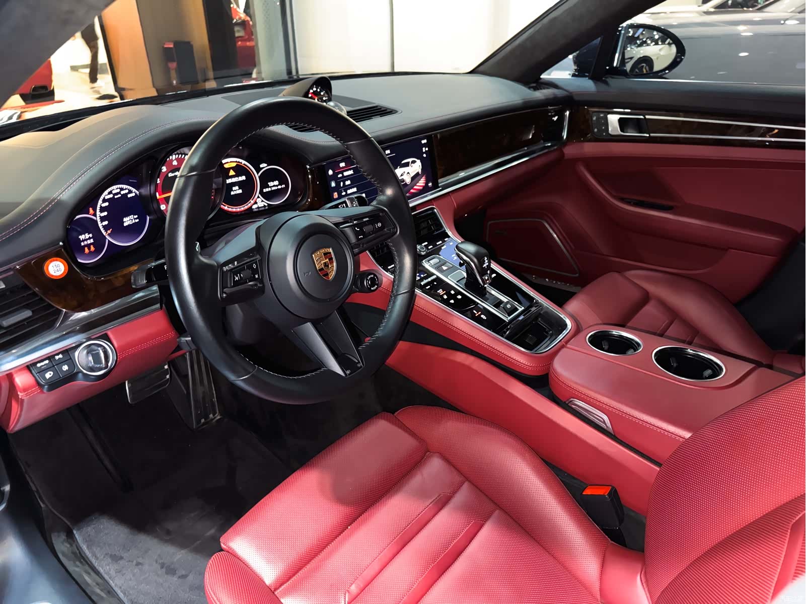 Porsche Panamera, 2022 14