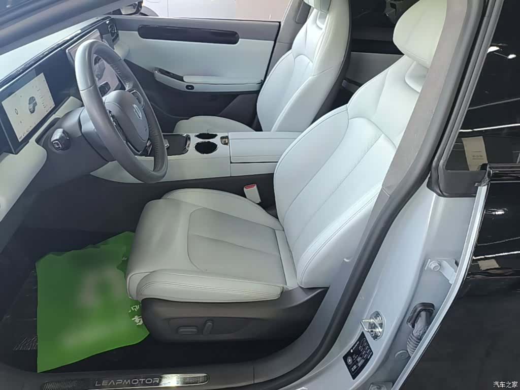 Leapmotor C01, 2024 15