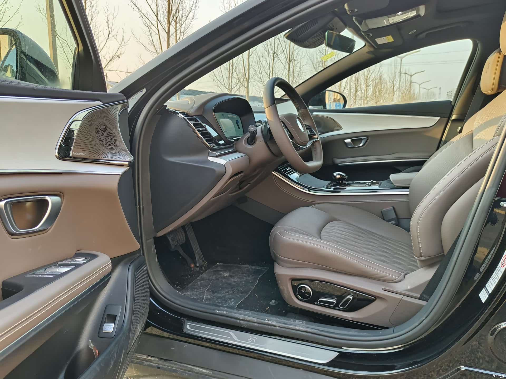 BYD Han, 2025 все фото