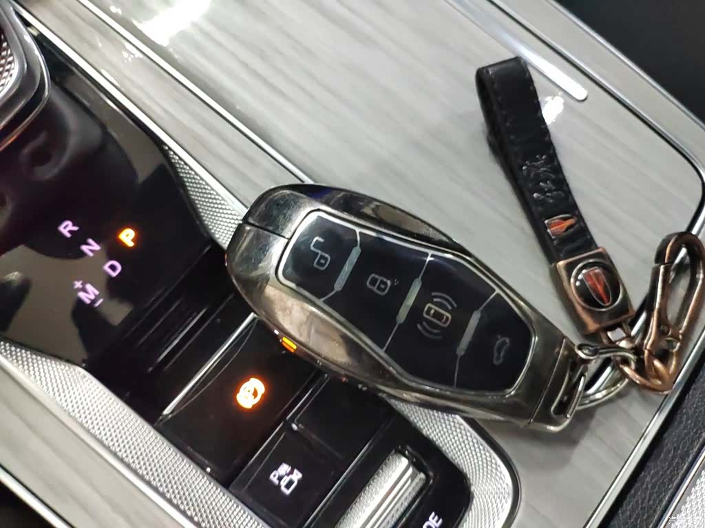 Hongqi HS5, 2025 17