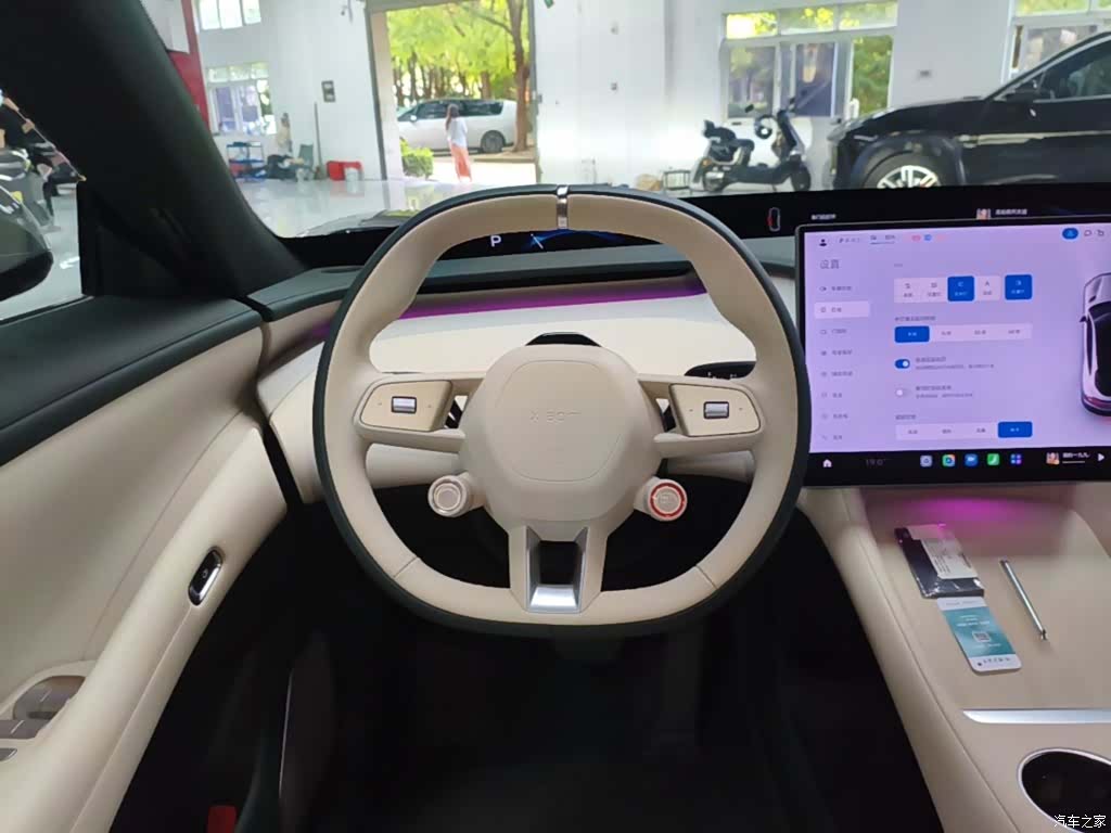 Xiaomi YU7, 2025 7
