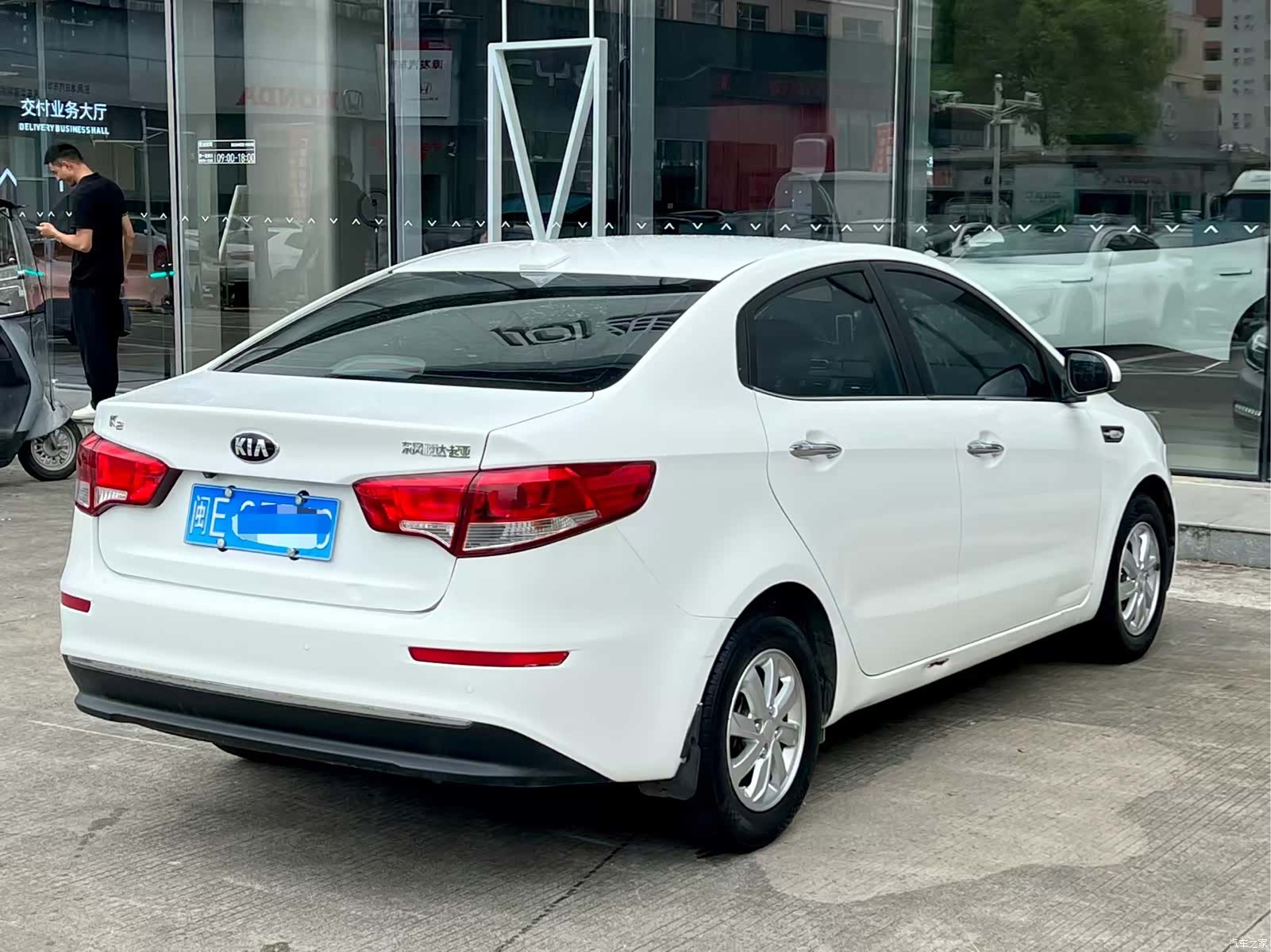 Kia K2, 2015 9