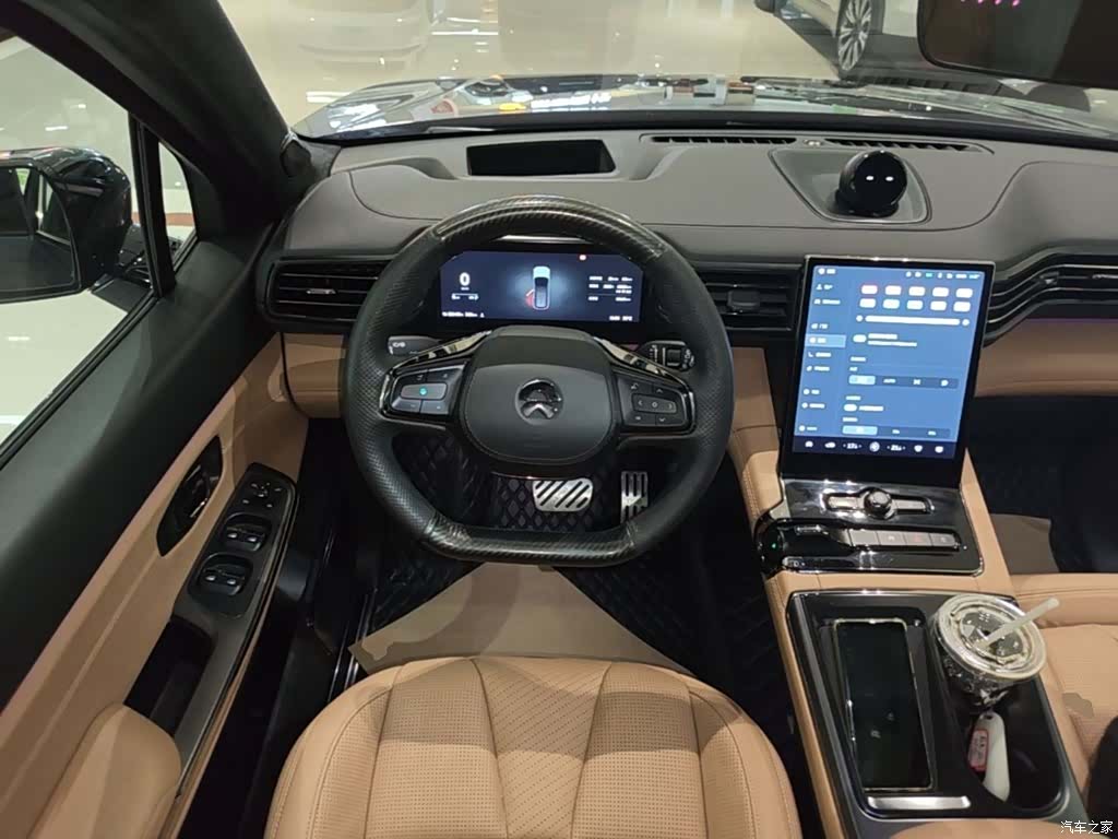 NIO ES8, 2020 11