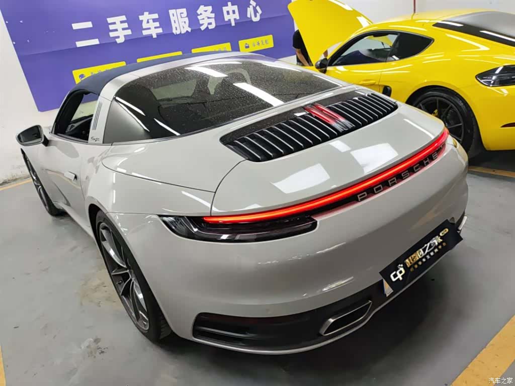 Porsche 911, 2021 7