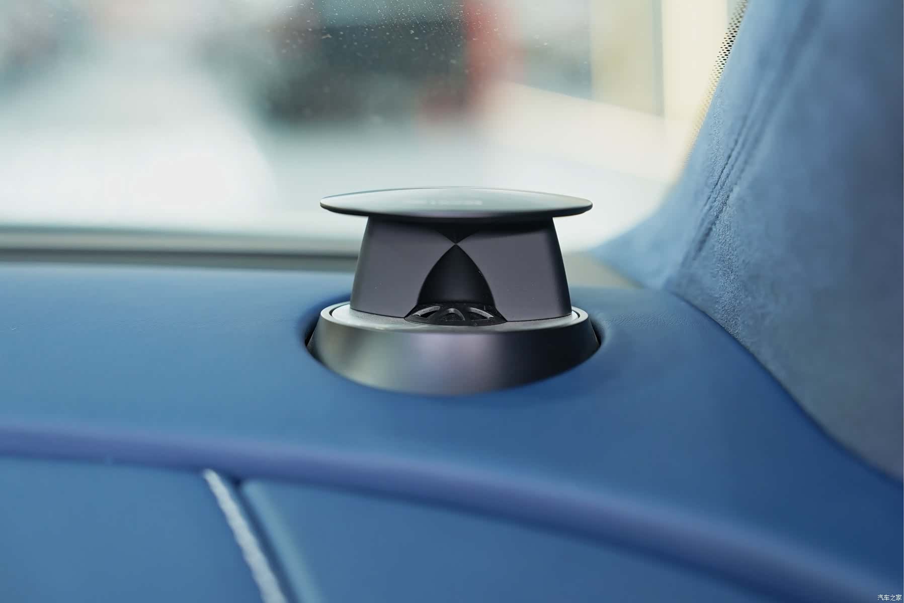Aston Martin Rapide, 2019 15