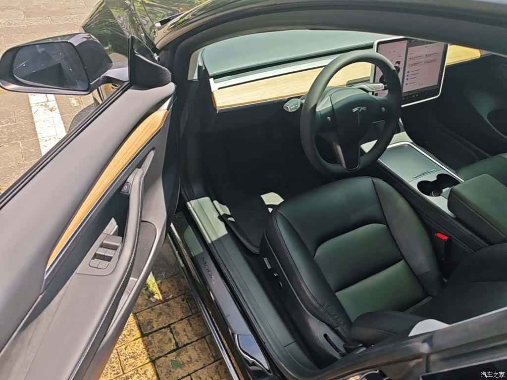 Tesla Model 3, 2021 16
