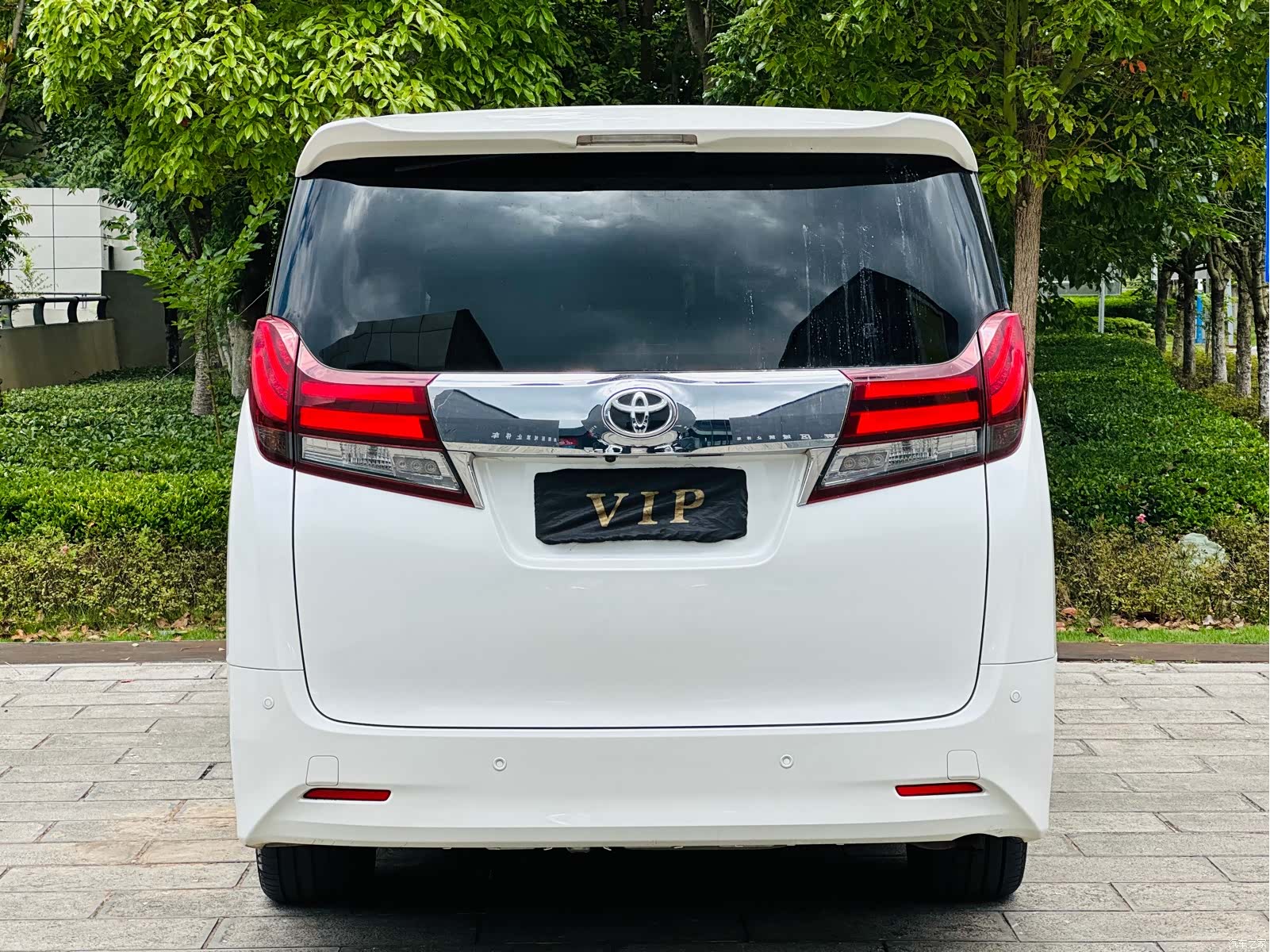 Toyota Alphard, 2017 13