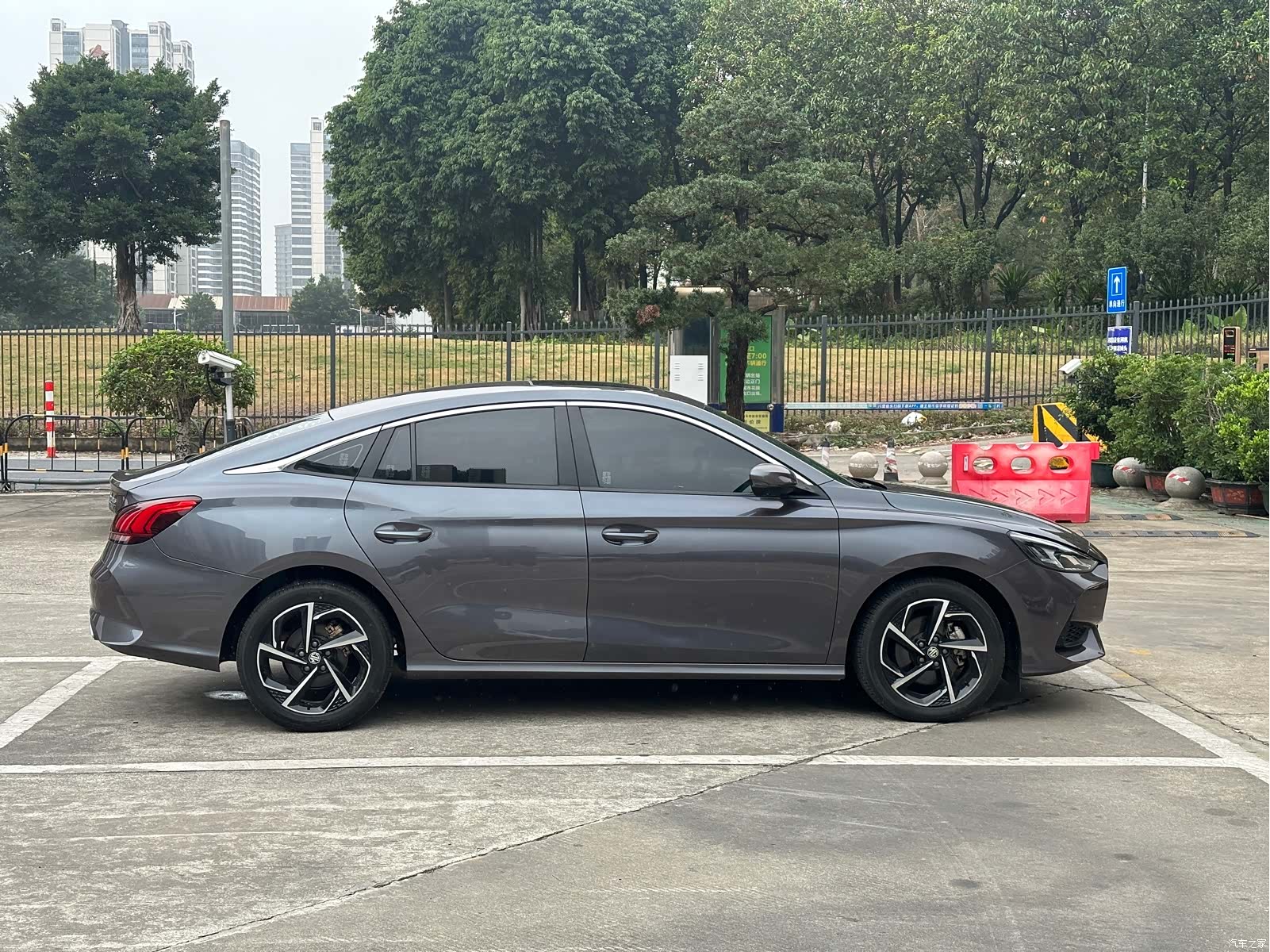 MG MG5, 2022 26