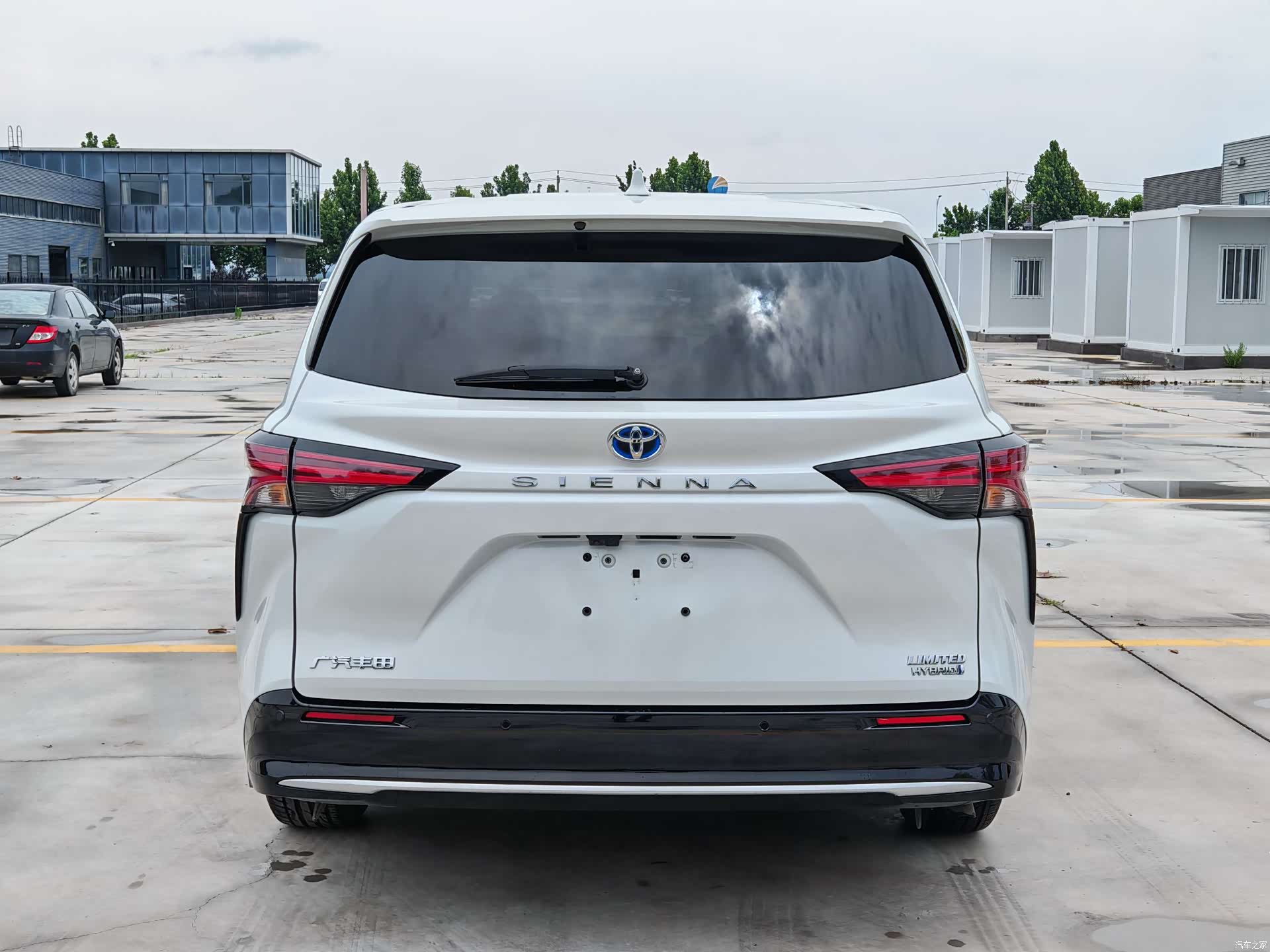 Toyota Sienna, 2022 4