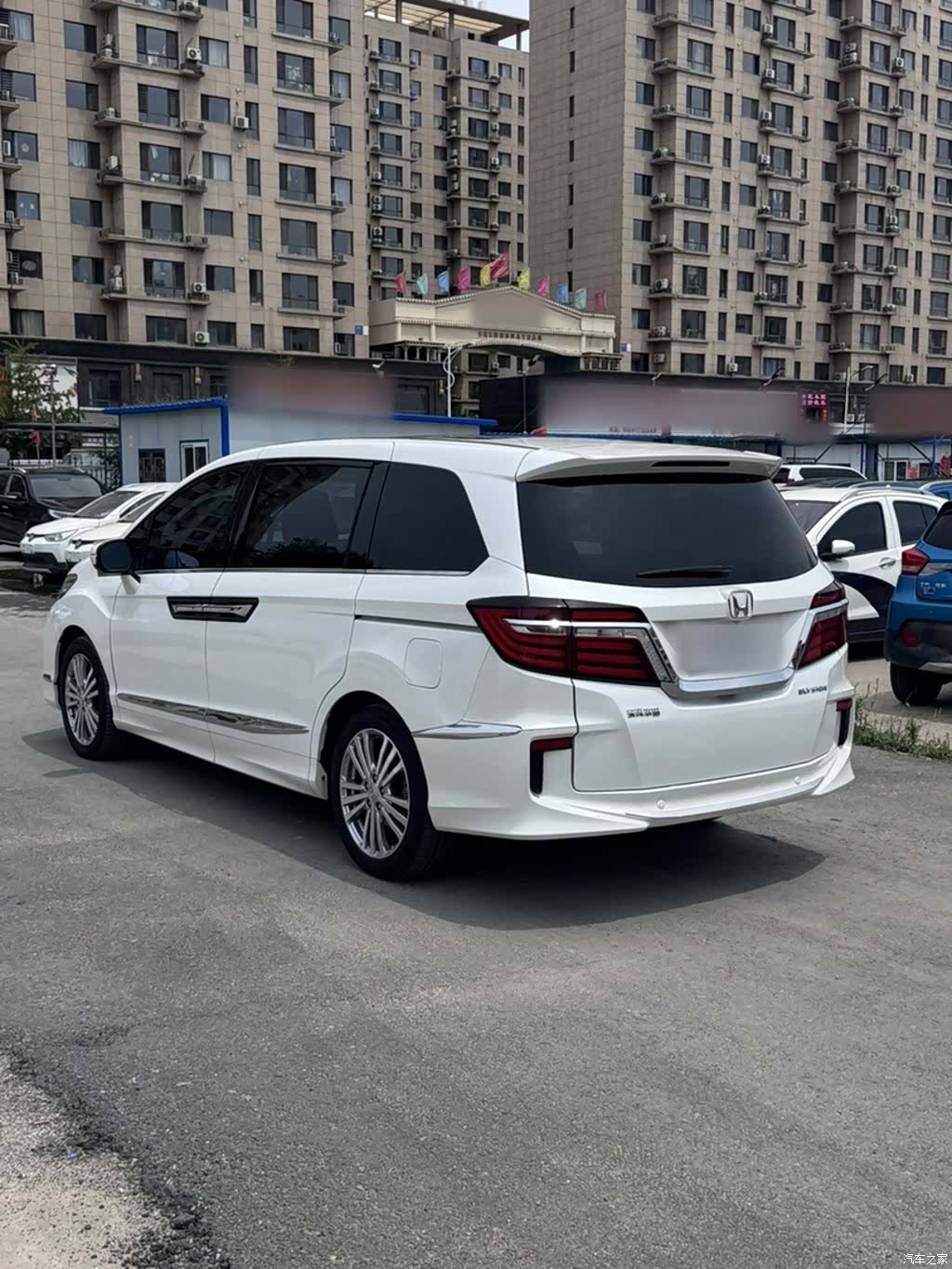 Honda Elysion, 2018 10