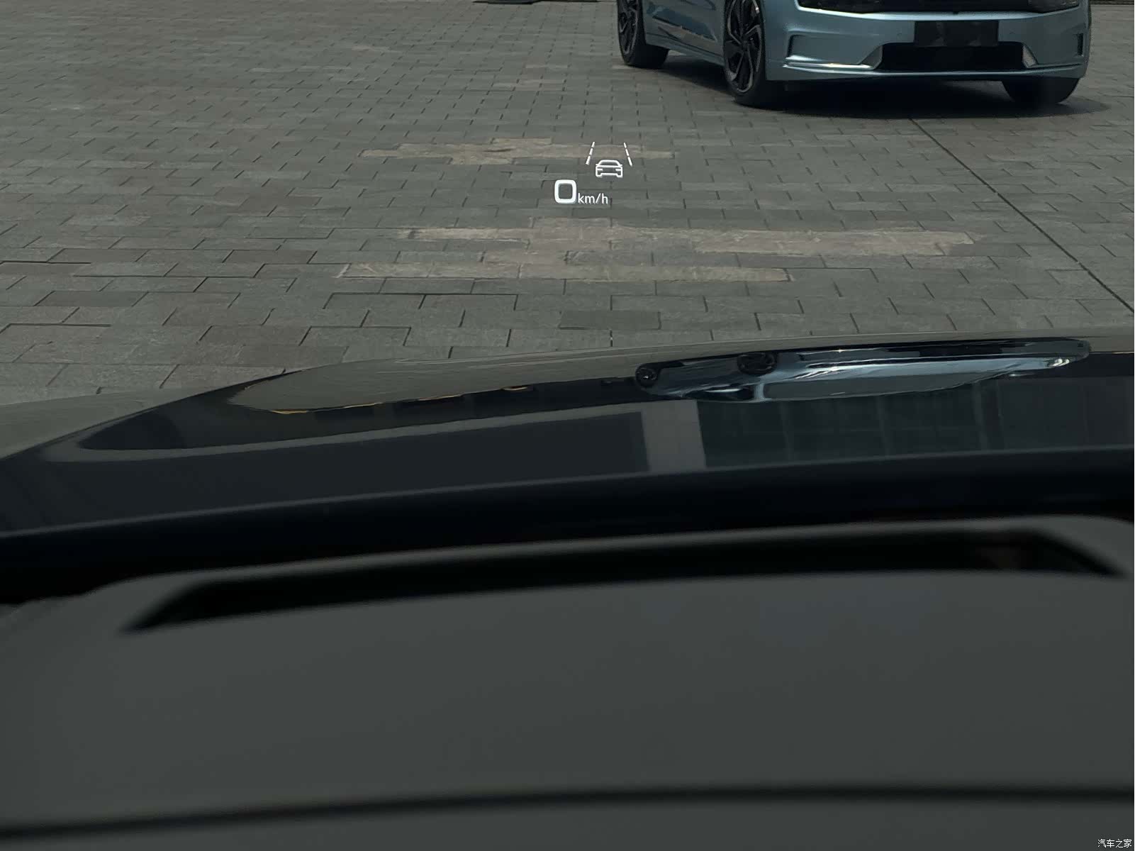 Audi Q8, 2023 15